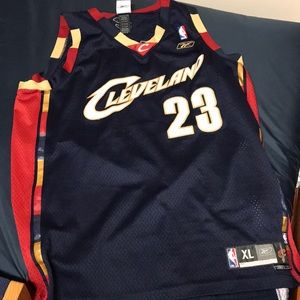 LeBron James Cavs Jersey